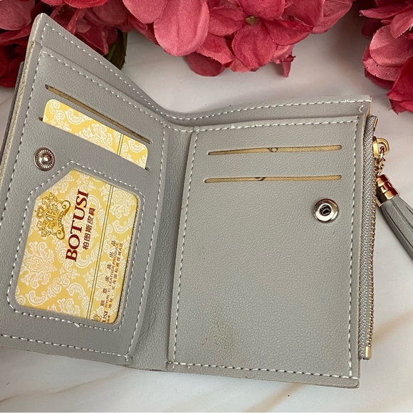 Vegan Leather Two Tone Gray Cat Wallet with Tassel - Picture 9 of 15